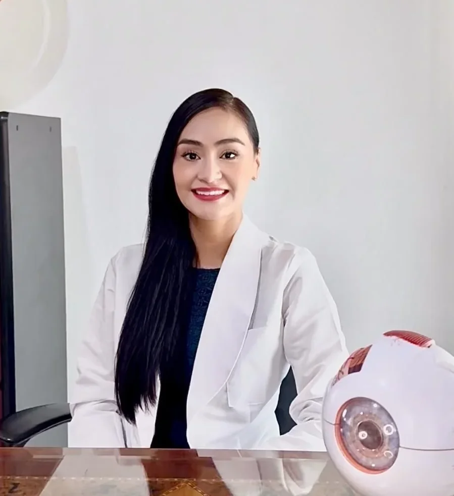 Dra. Zaira Andrea Ávila Medrano, atención oftalmológica en Jalisco